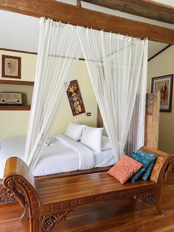 Sapulidi Cafe, Gallery & Resort Lembang Exterior foto