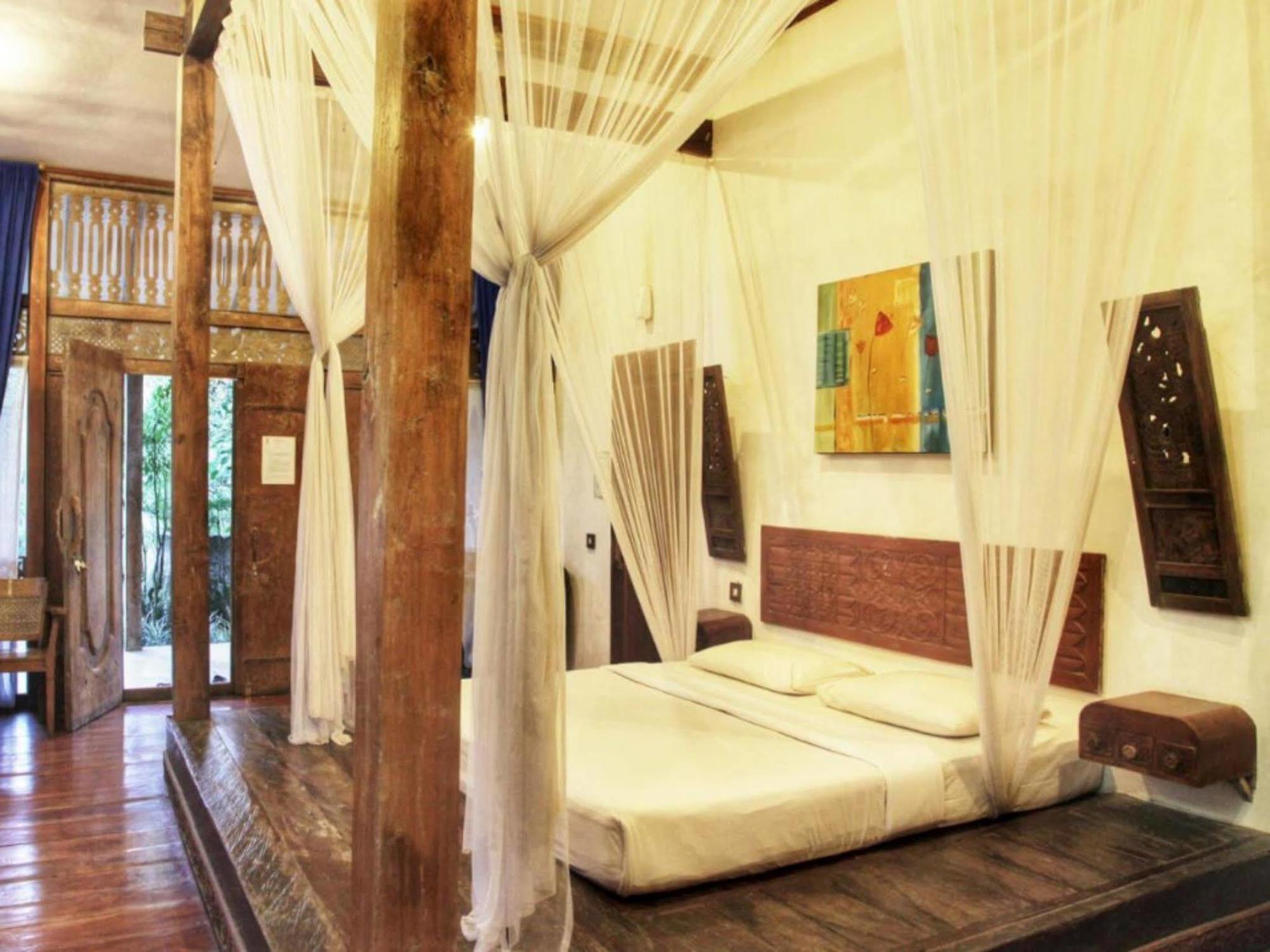 Sapulidi Cafe, Gallery & Resort Lembang Exterior foto